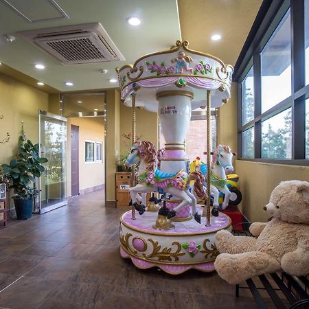 Famille Spa Resort ソギポ エクステリア 写真