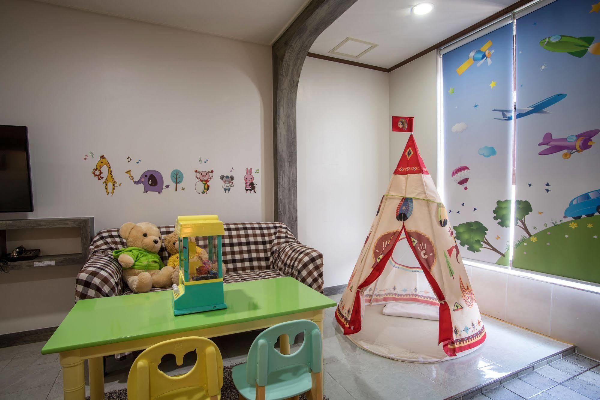 Famille Spa Resort ソギポ エクステリア 写真