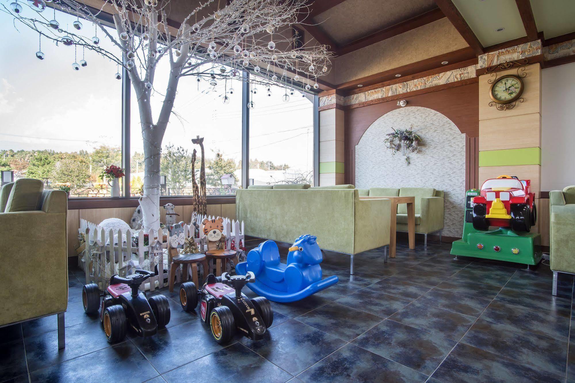 Famille Spa Resort ソギポ エクステリア 写真
